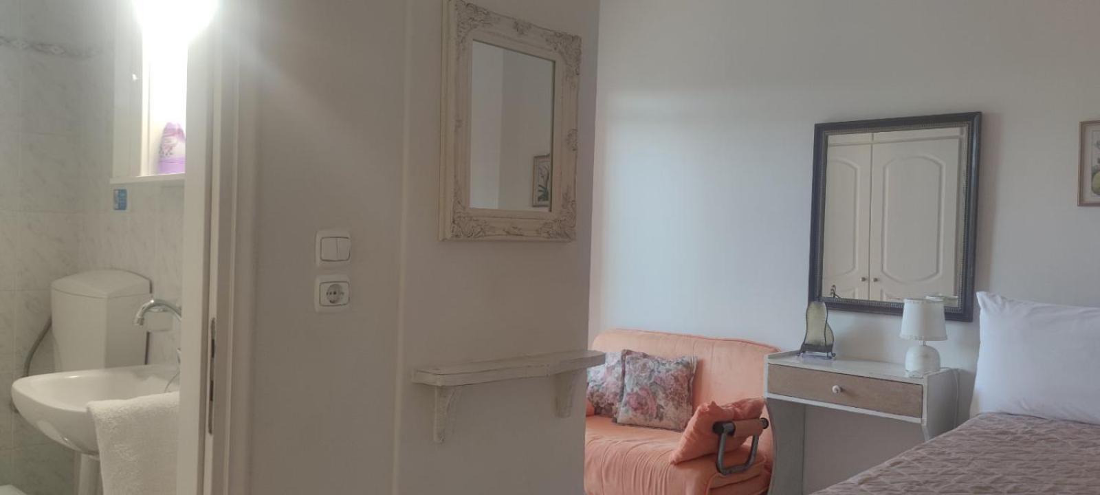 Appartement Secret Garden Aigio
